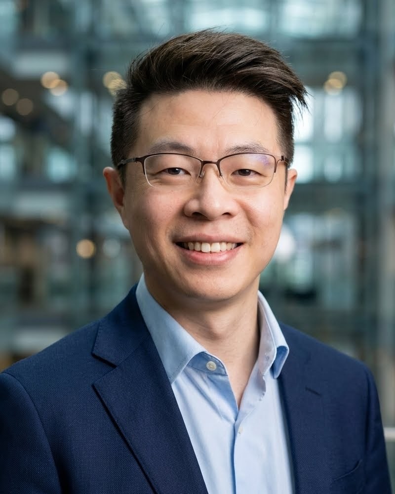 Professional headshot of Lim Tern Poh